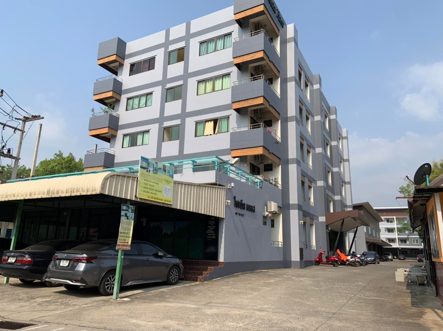 Sonia Place หอพัก 78 ห้อง สูง 5 ชั้น บนถนนช้างคลาน — ก่อนก่อสร้าง (อาคารหอพัก, เชียงใหม่) โดย TAKAWA